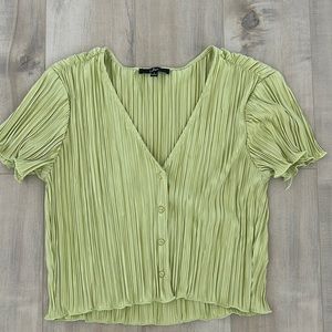 Like new lulus like green button up top